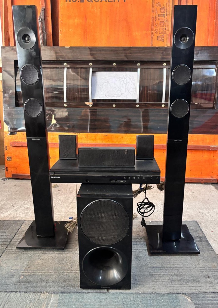 Samsung Home Theater Music System - Image 2